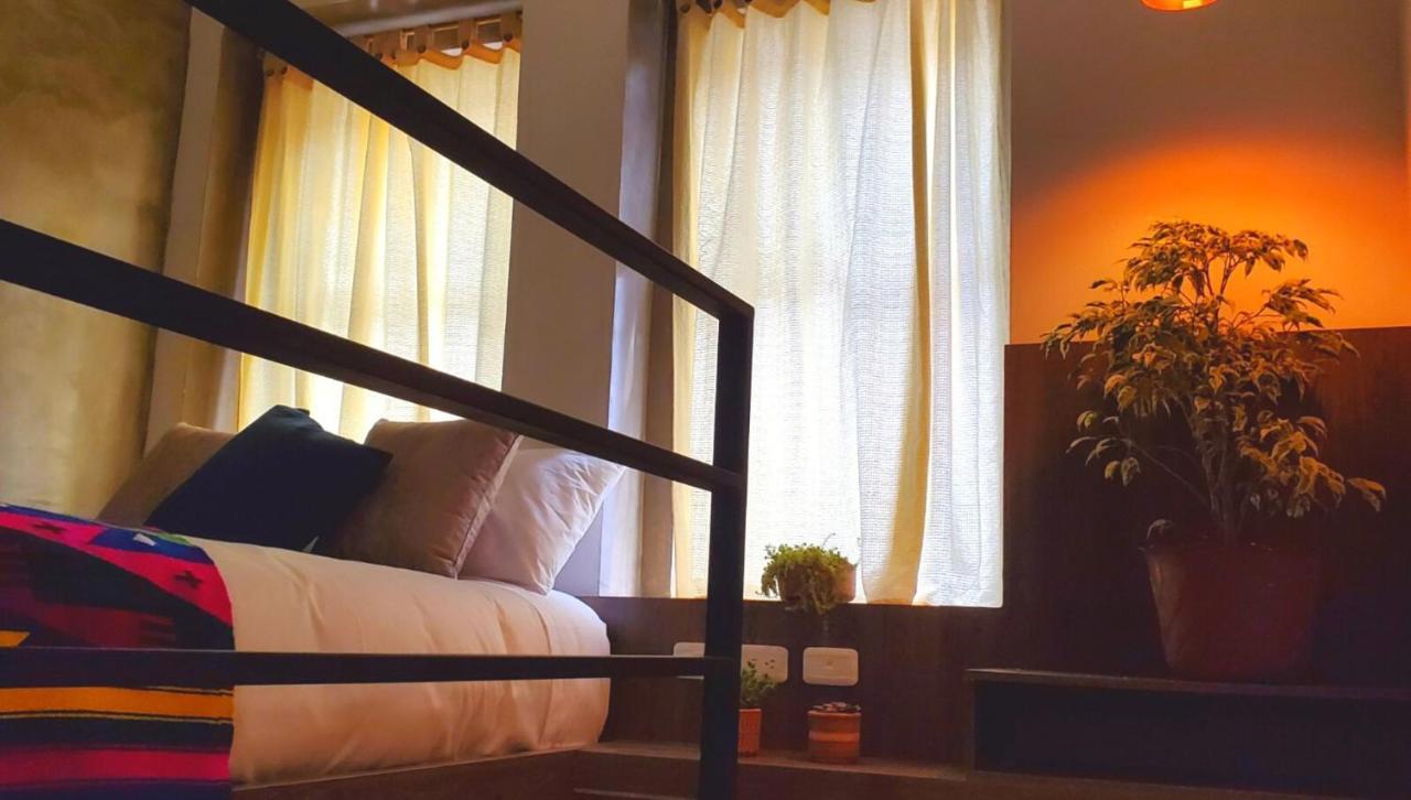 Hotel Inti Кито Экстерьер фото