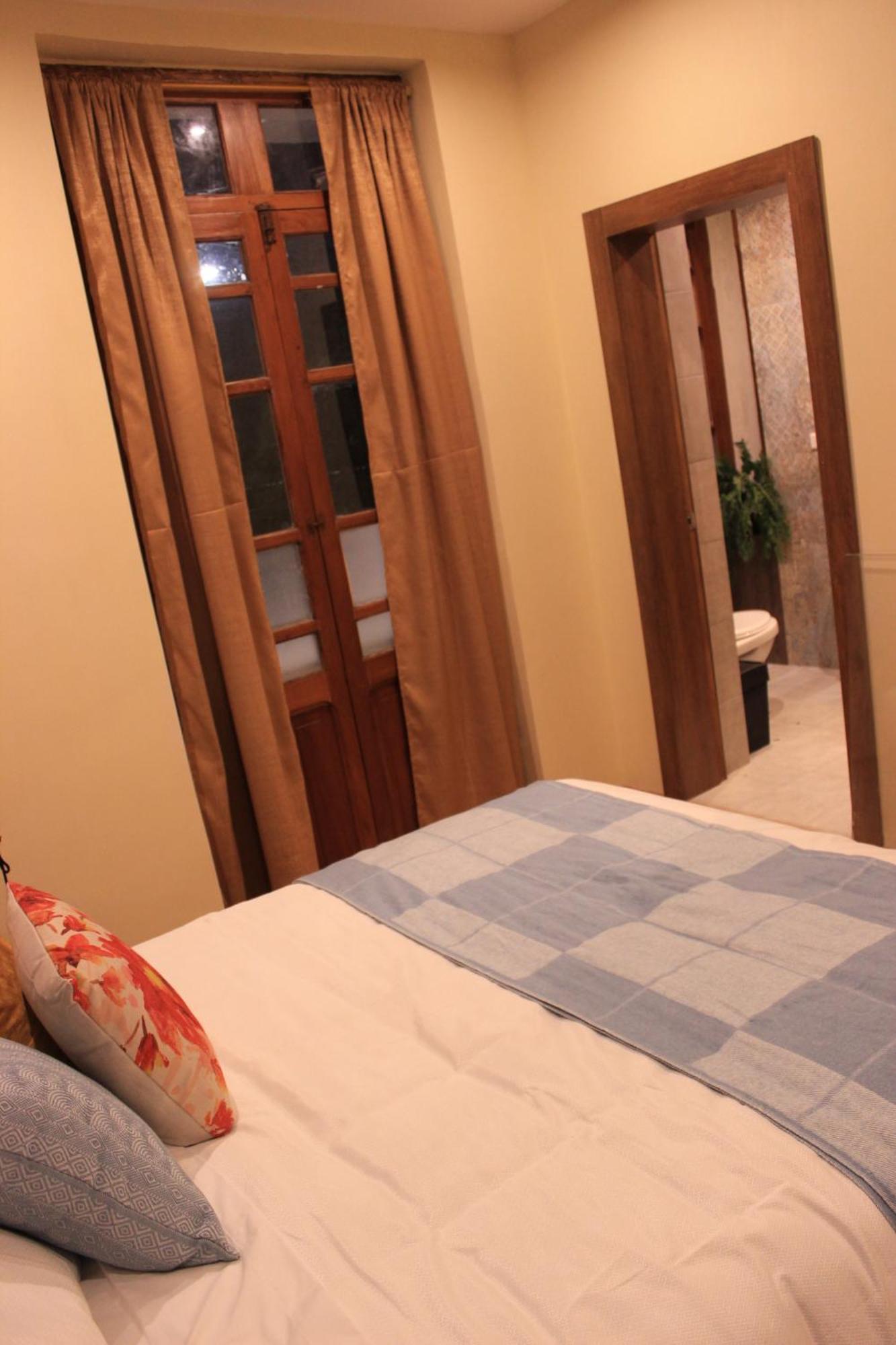 Hotel Inti Кито Экстерьер фото