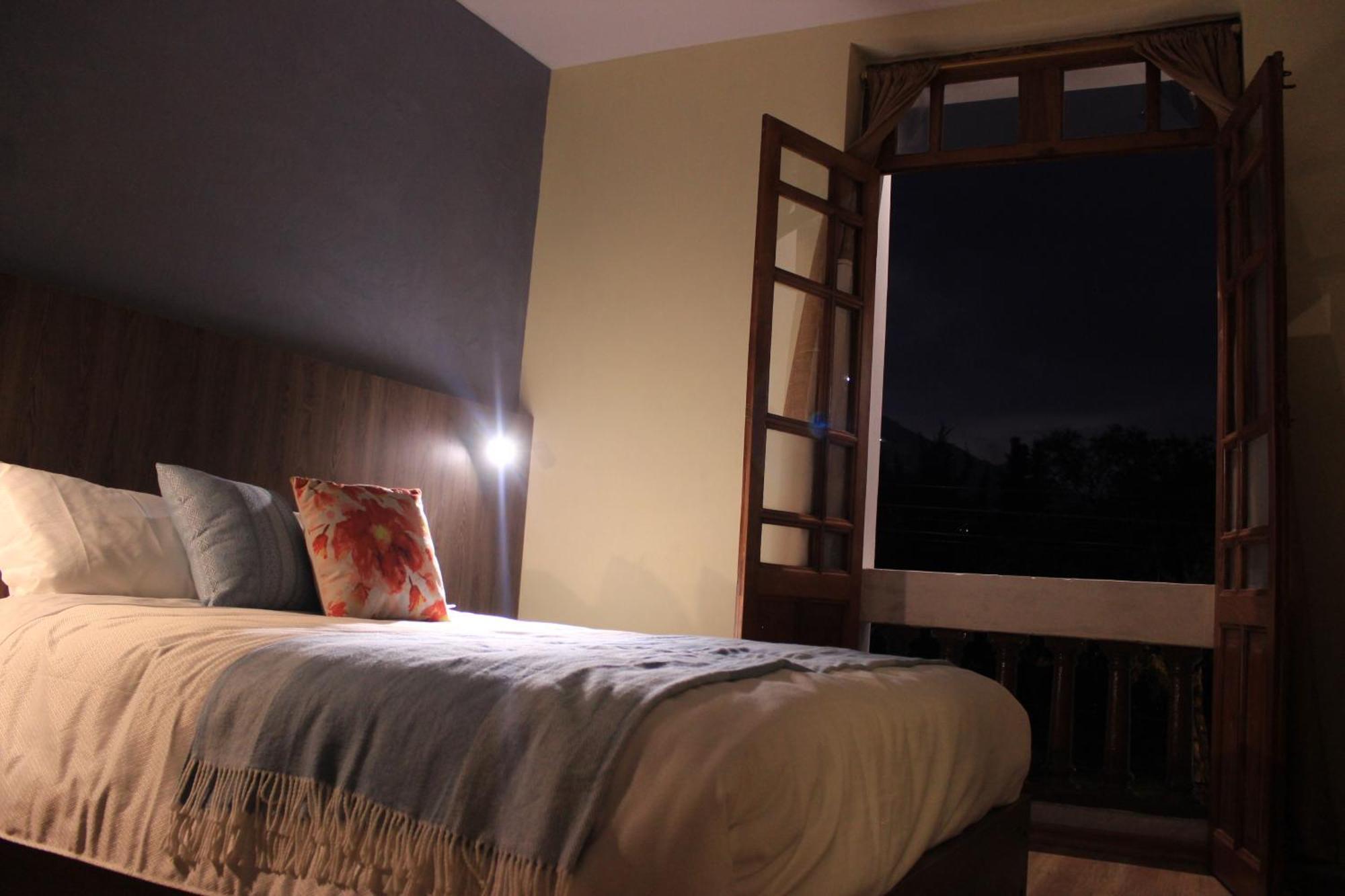Hotel Inti Кито Экстерьер фото